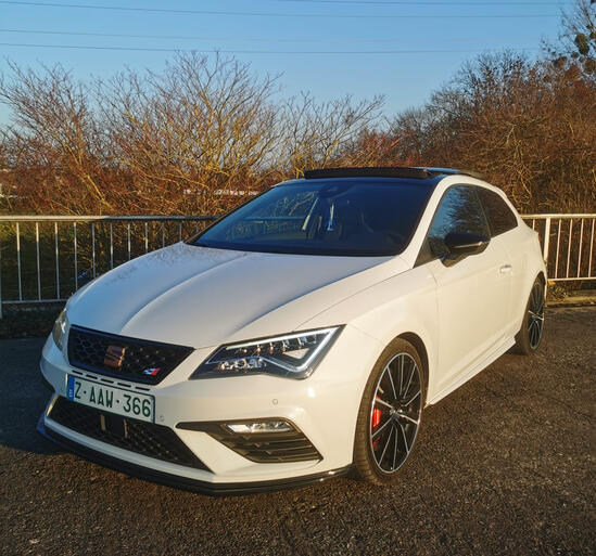 SEAT LEON CUPRA 300CV DSG - 25.000€